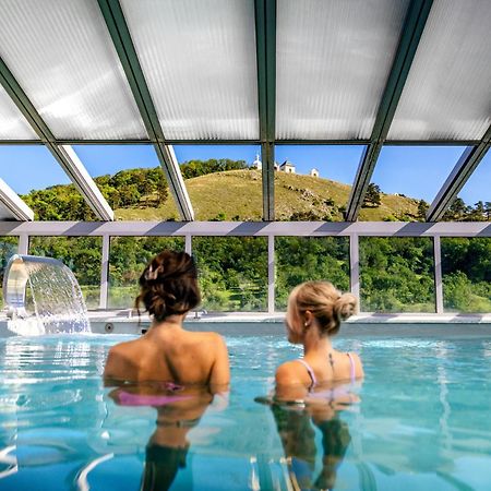 Hotel Galant Mikulov Bagian luar foto